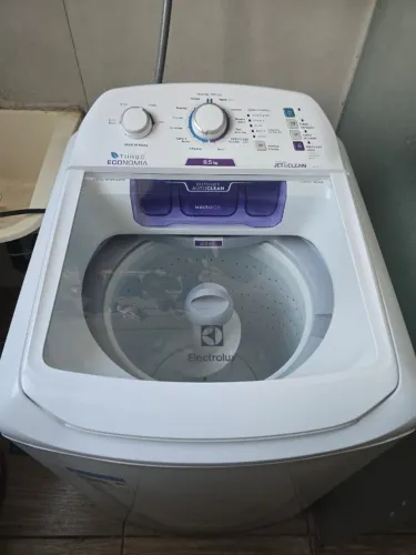 Máquina de Lavar Electrolux 8,5KG Turbo Economia