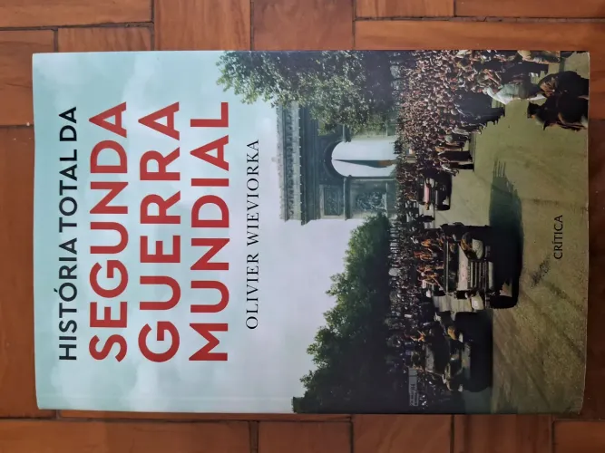 Livro A História Total da Segunda Guerra Mundial