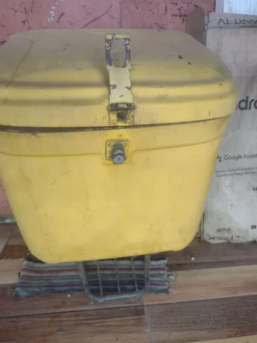 Baú modelo aos correios 
