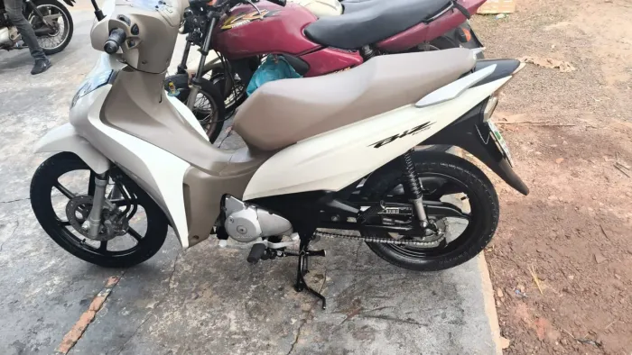 Biz 125 2019 Branca