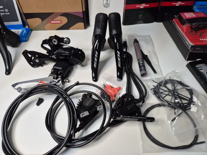 Mini grupo shimano 105 di2 eletrônico