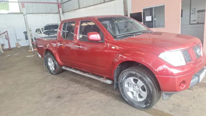 Nissan Frontier XE CD 4X4 2.5 TB Diesel 2013