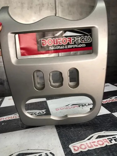 Moldura Radio Logan Sandero 2008 A 2011 *8