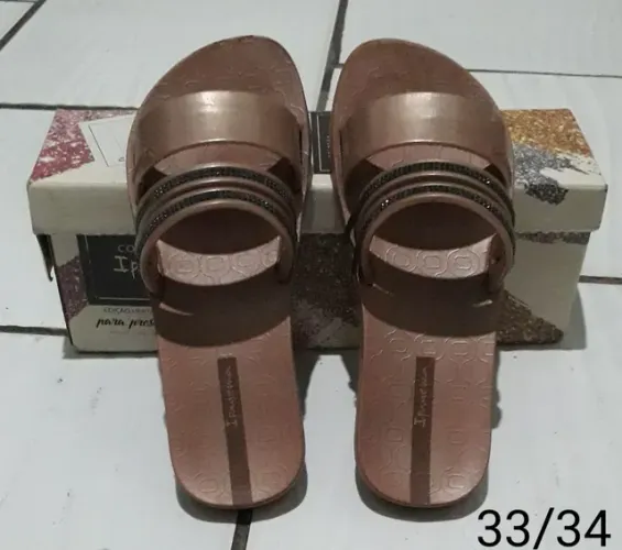 Sandália da Coleção Ipanema (Tam. 33/34)