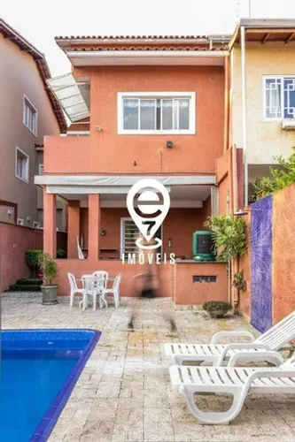 Excelente Sobrado com Piscina