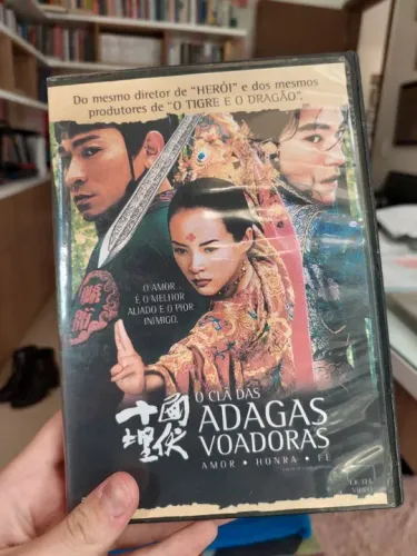 DVD NÃO ORIGINAL O Clã das Adagas Voadoras