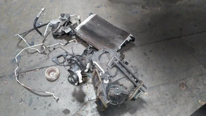 Kit ar condicionado mobi fiat