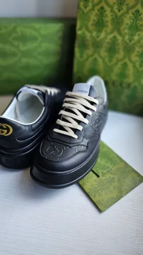 Tênis Gucci Supreme Couro Preto - 10x sem juros