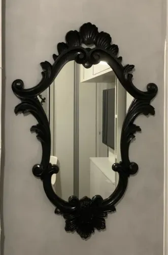 espelho tok&stok em resina preto estilo vitoriano