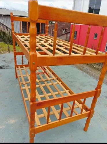 Cama Beliche de Madeira eucalipto 