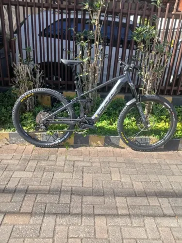  Bicicleta Eletrica NOVA Forza Oggi 1-11 Shimano Cues 21x sem juros