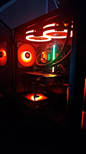 PC GAMER AMD RYZEN 7 5700X3D