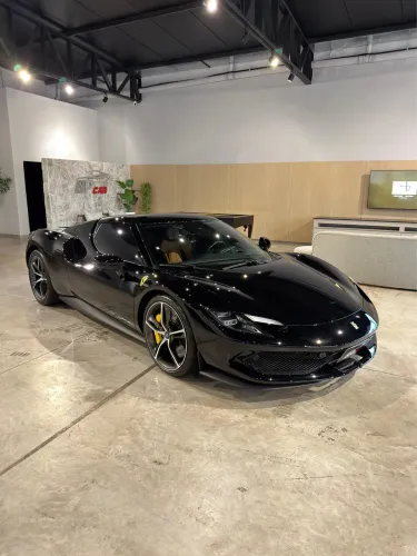 Ferrari 296 GTB (hibrido) 2023