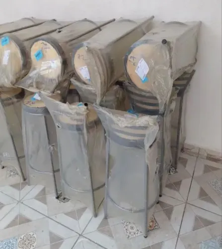 Banquetas altas de Bar e bancadas Novas 77 cm altura até o acento- promoção imperdível