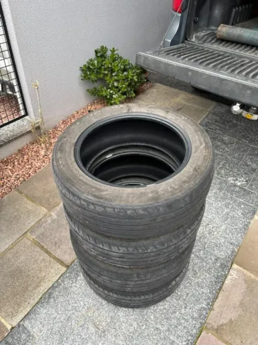 4 Pneus R15 R$ 250,00