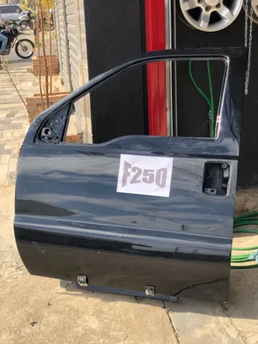 Porta dianteira lado esquerdo Ford f-250