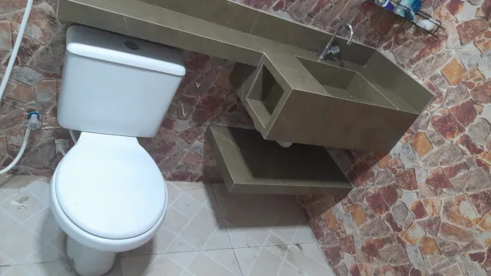 Pia de banheiro em porcelanato