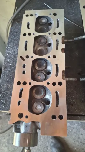 Cabeçote fiat strada recuperado.