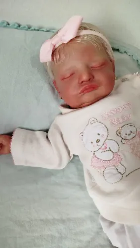 Bebe reborn Rosalie original sem certificado 