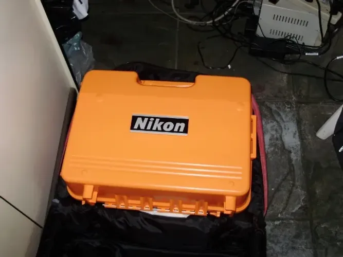 estação total NIKON 5" Lê sem prisma