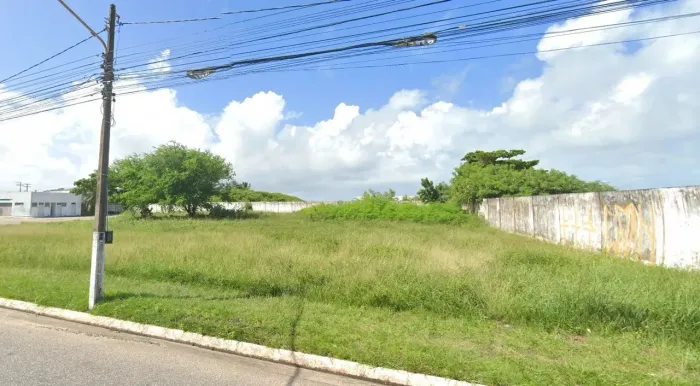 TERRENO NA COROA DO MEIO ÓTIMO PARA COMERCIAIS