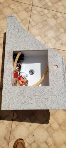 Pias de Cozinha e Banheiros