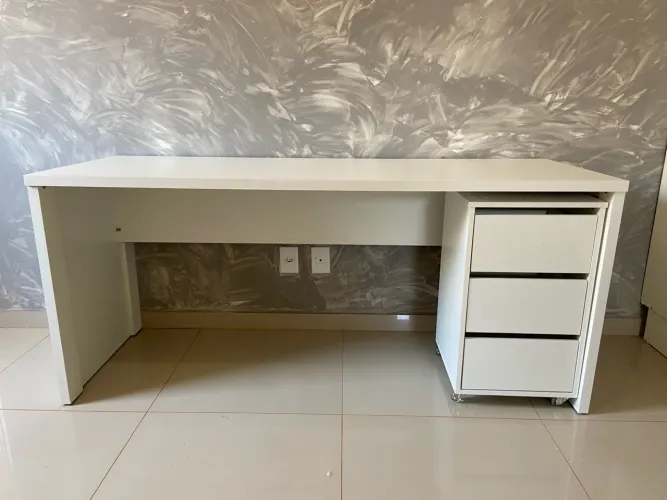 MESA ESCRITÓRIO 1,80m BRANCA COM GAVETEIRO 3 GAVETAS 100% MDF
