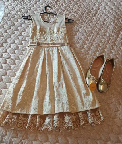 Vestido de Festa Dourado