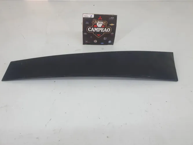 Moldura Coluna Porta Dianteira Direita Volkswagen Polo 2007