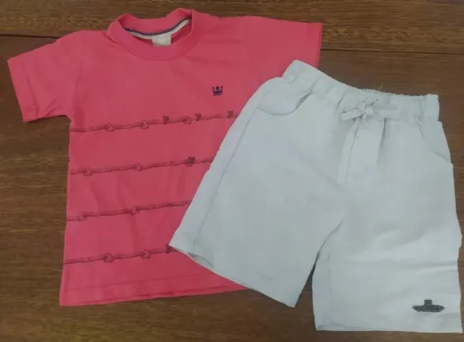 Camiseta Infantil Vermelha Com Short