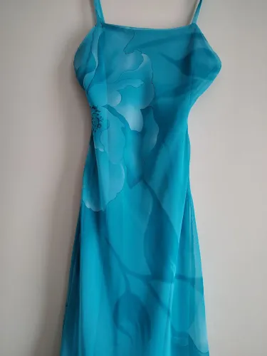 Vestido azul floral Tamanho P