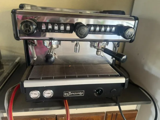 Máquina de Café Espresso 2 Grupos La Spaziale