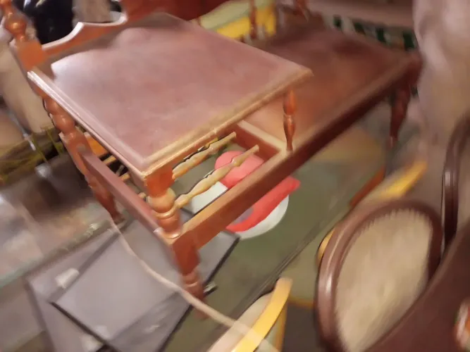 Mesinha de telefone colonial maciça retrô