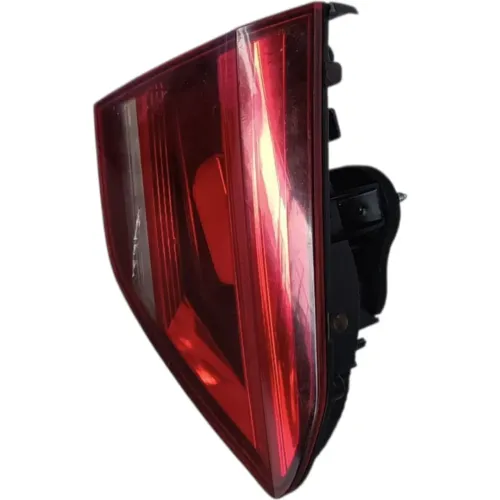 Lanterna Traseira Esquerda Volkswagen Fox 2013 2019 - Vermelho