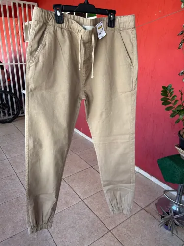 Calça Jogger Nova 44