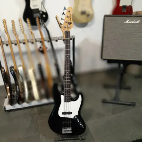 Baixo Washburn Jazz Bass Lyon Series (Musicalvo)