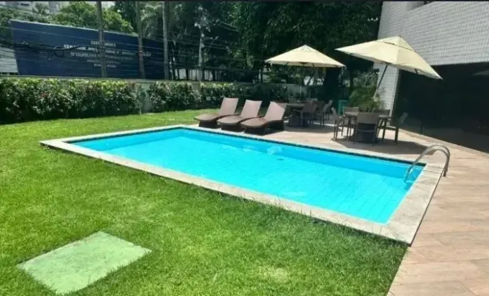 Imóvel para aluguel tem 153 metros quadrados com 4 quartos em Casa Forte - Recife - PE