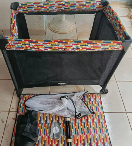 Berço/Chiqueirinho desmontável. Somente retirada