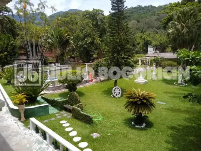 Julio Bogoricin Venda Sítio Piscina Salões de Festa Suítes Churrasqueiras Taquara