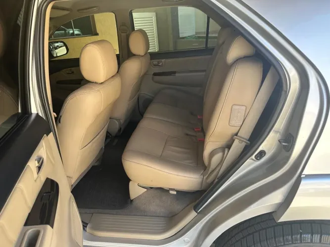 SW4 SRV D4-d 4X4 3.0 TDI Dies. AUT 2014