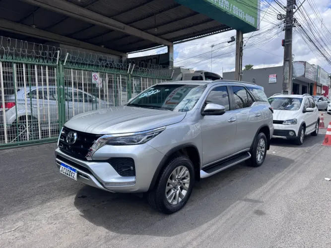 Toyota Hilux SW4 SRX 4X4 2.8 TDI 16V Dies. Aut. 2022