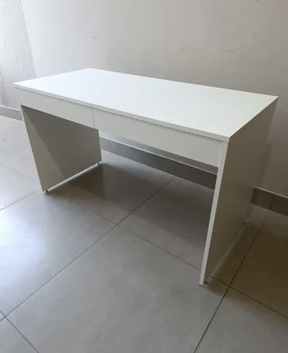 Escrivaninha MDF 18mm Nova 1.35m x 60cm x 80cm Altura - Entrego 