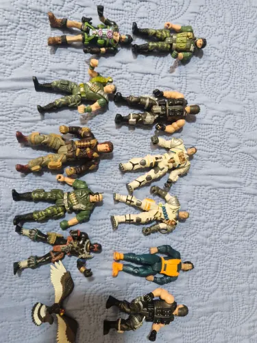 Coleção de Action Figures - Militares - 12 Peças