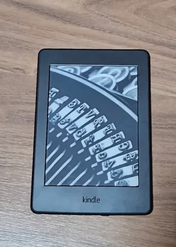 Kindle Paperwhite 7ª Geração