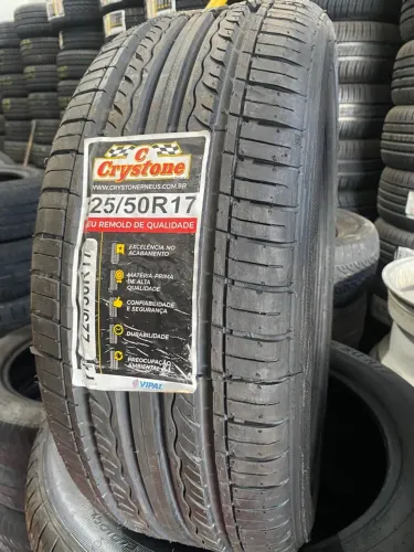 Pneu Crystone 225/50R17 Remold de Qualidade