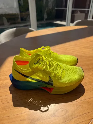 Tênis Nike Vaporfly 3 - O Tênis Mais Rápido do Mundo!
