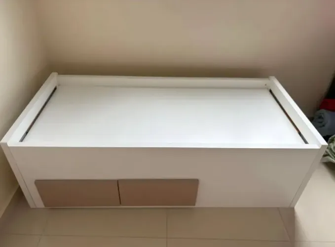 Cama de Solteiro Infantil Branca com Gaveteiros - Ótimo Estado