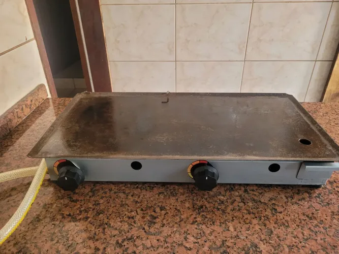 Chapa para lanches a gás
