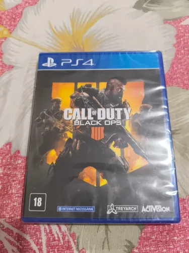 Plastation 4 call of duty Black ops IIII lacrado novo!!