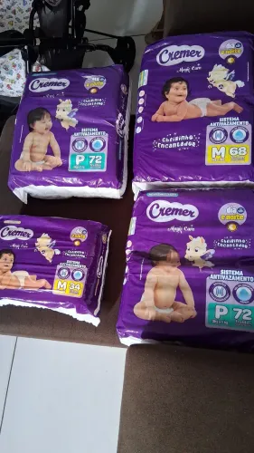 Fraldas descartáveis pra bebê